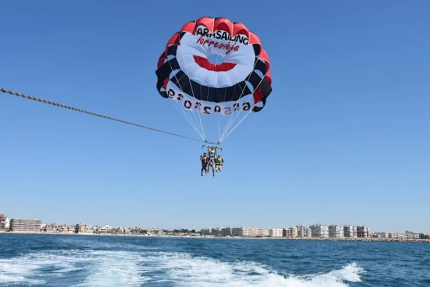 Vue imprenable en parachute ascensionnel à Torrevieja